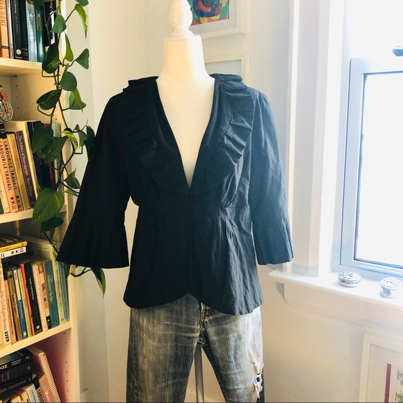 NWT CAbi crinkle ruffle blazer - Picture 3 of 8